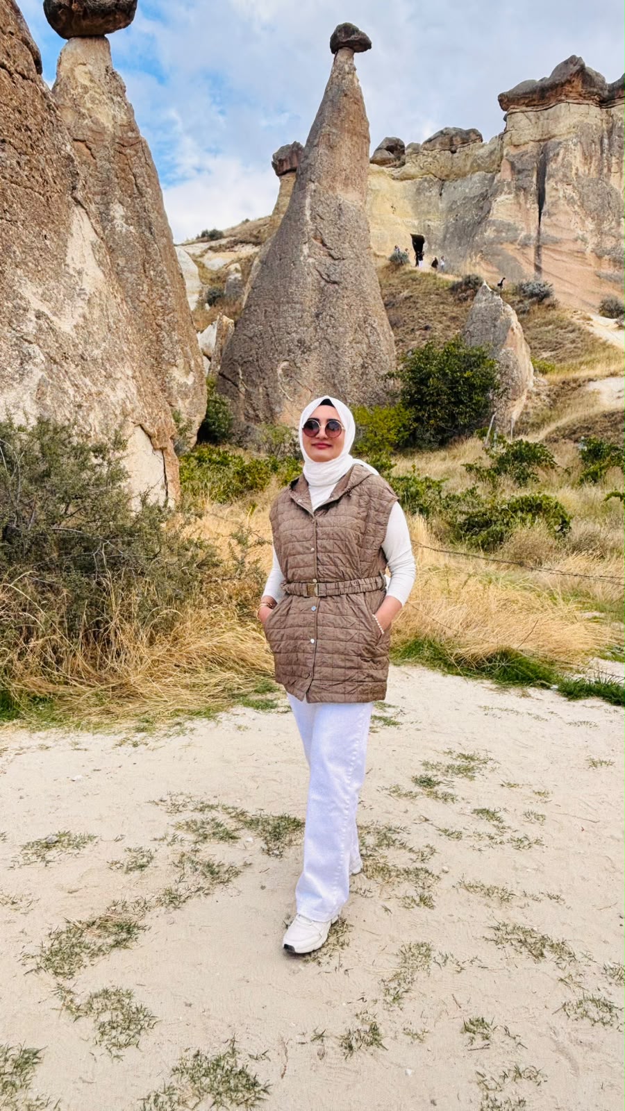 Belden Kemerli, Kullanışlı Cepli Kapitone  Vizon Yelek
